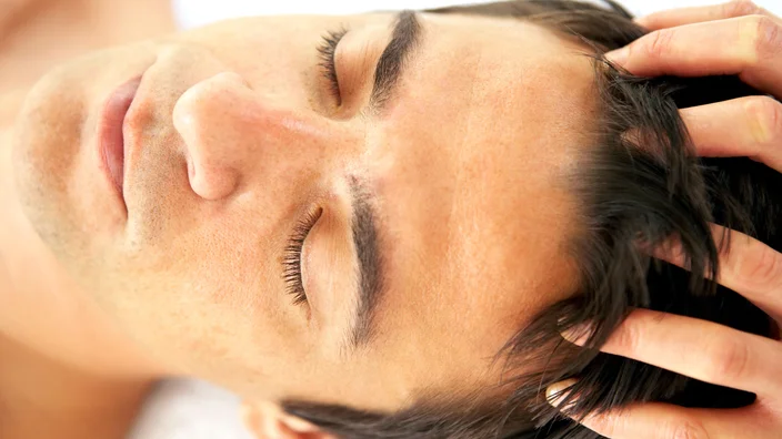 DRY HAIR BRUSHING